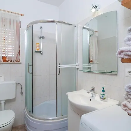 Holiday Home Kalebiceva V Semesterbostad